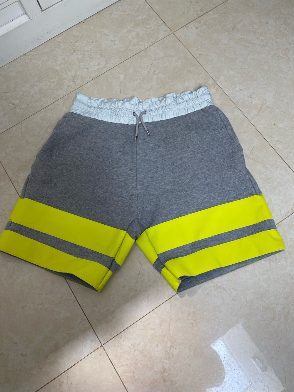 Men’s Sacai Japan Colour Block Shorts Grey w Yellow Stripes
